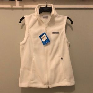 Women’s small Columbia fleece vest